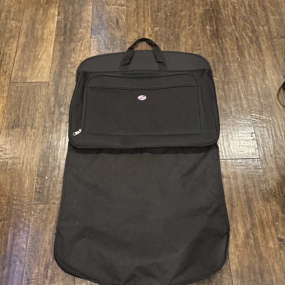 American Tourister Black Suit Garment‎ Bag 22"x36" Travel Bag Suitcase Luggage